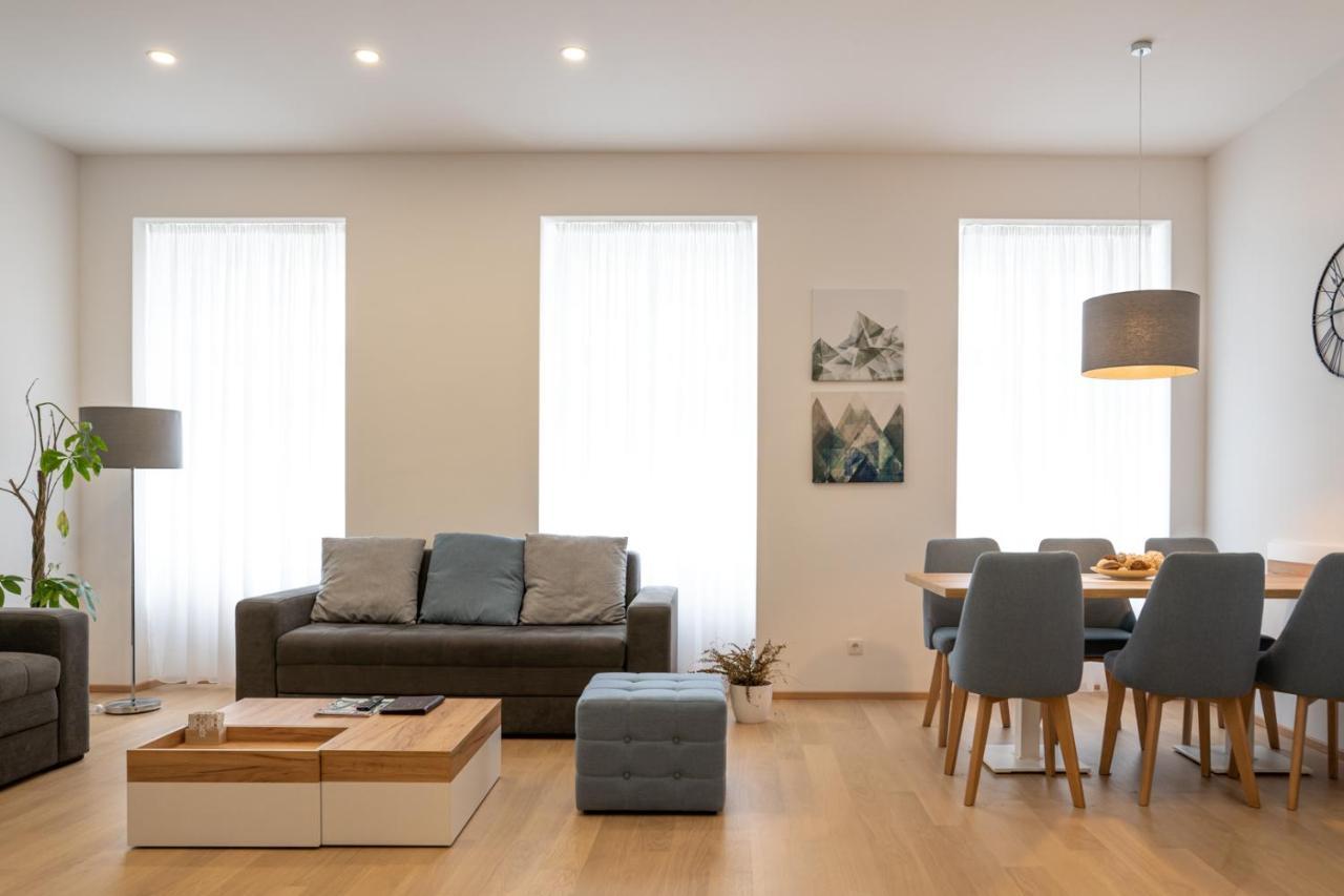 Modern 3 Room Apartment In A Prime Location Wina Bagian luar foto